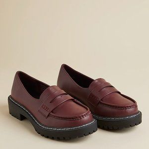 TORRID Chunky Lug Sole Platform Loafers Maroon - fits more like a 10.5